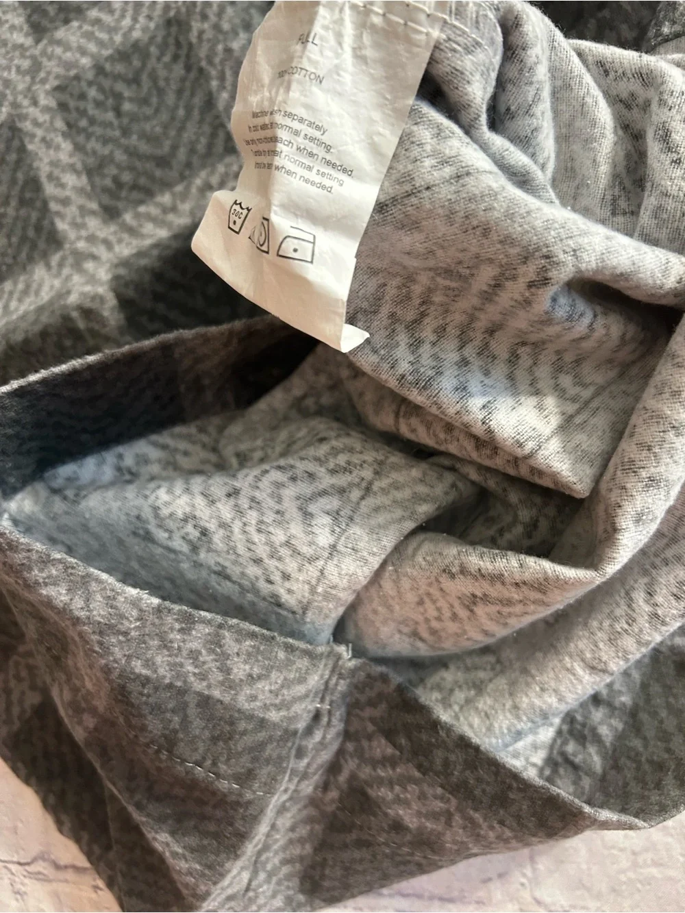 FLANNEL TWO-TONE GREY CHECKERED 100% COTTON FULL SIZE SHEET SET (2) CASES